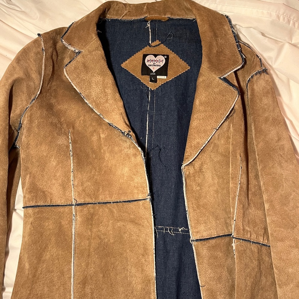 Suede Lightweight Coat With Inner Patchwork Denim - image 3